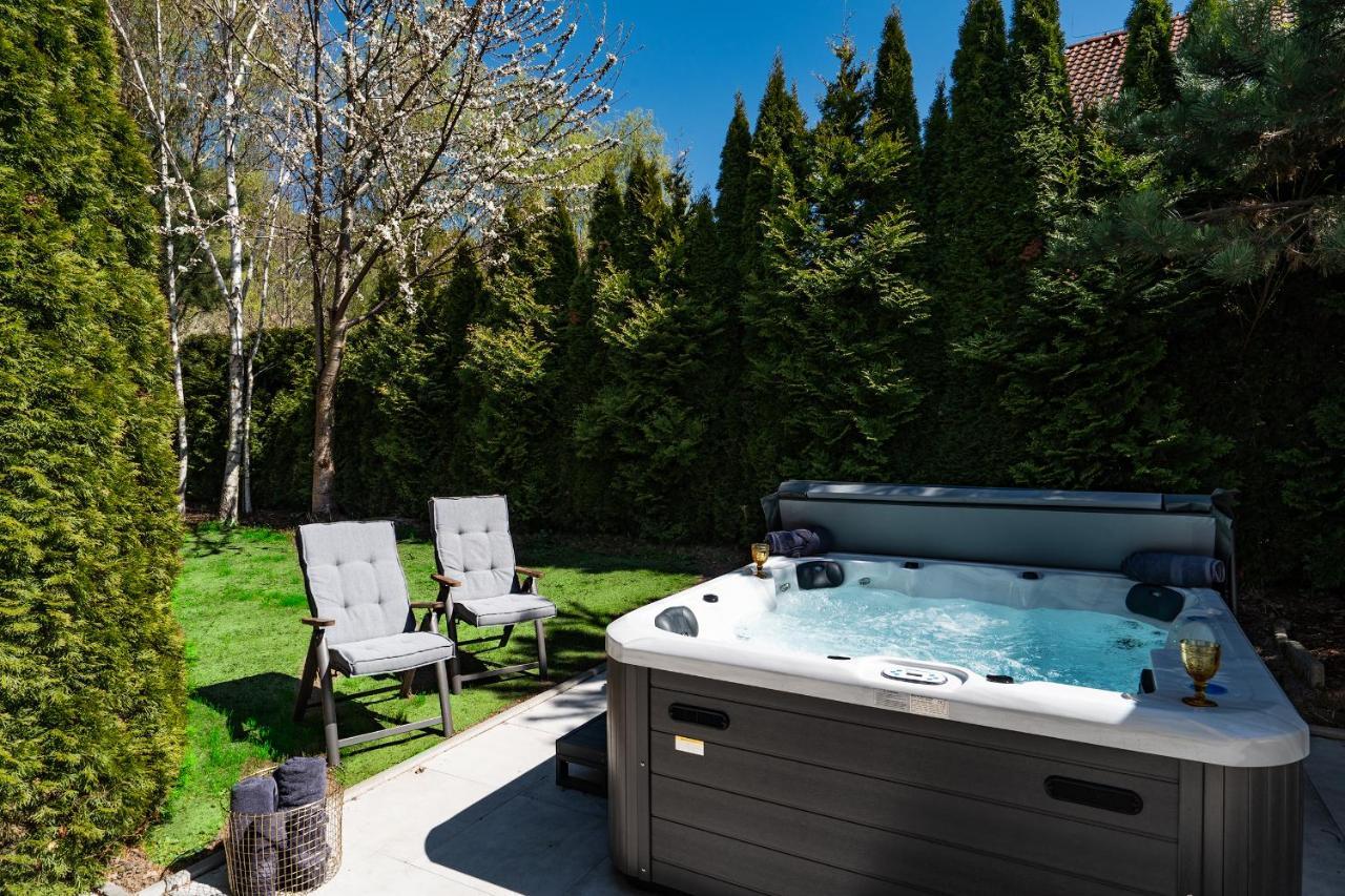 Serenity Prague Villa With Garden Jacuzzi المظهر الخارجي الصورة