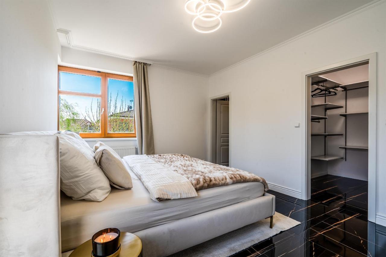 Serenity Prague Villa With Garden Jacuzzi المظهر الخارجي الصورة
