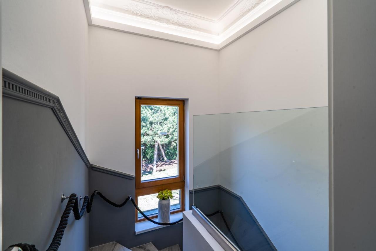 Serenity Prague Villa With Garden Jacuzzi المظهر الخارجي الصورة