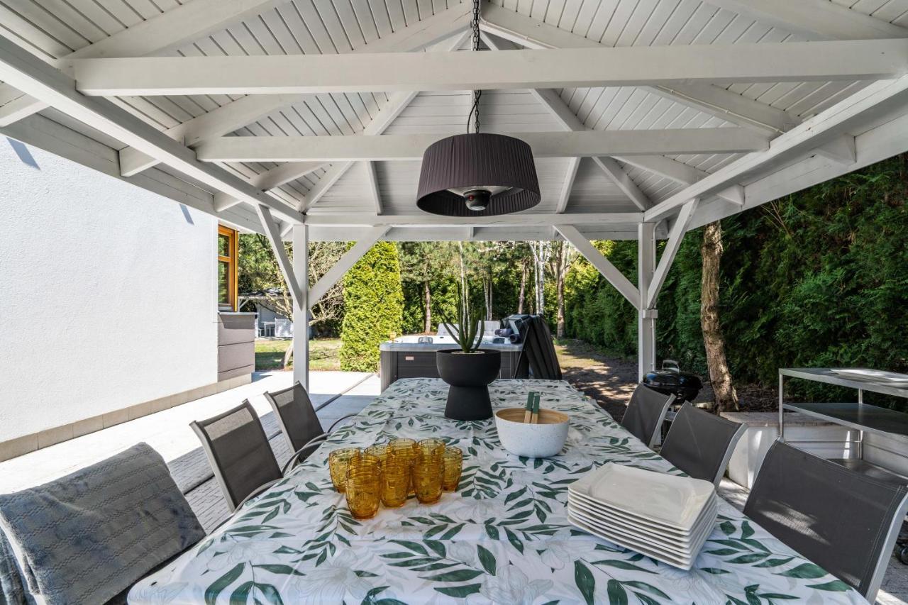 Serenity Prague Villa With Garden Jacuzzi المظهر الخارجي الصورة