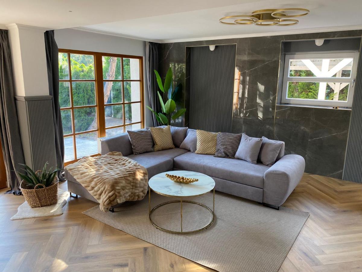 Serenity Prague Villa With Garden Jacuzzi المظهر الخارجي الصورة